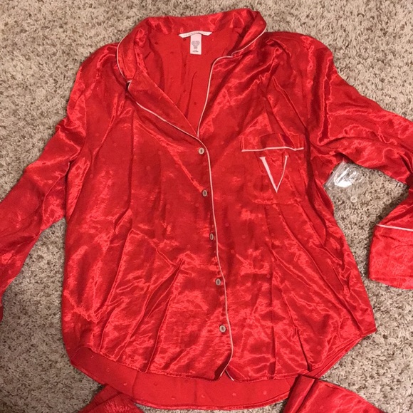 Victoria’s Secret NWT - red long pj set - size Large - red and white with dots - Picture 2 of 10